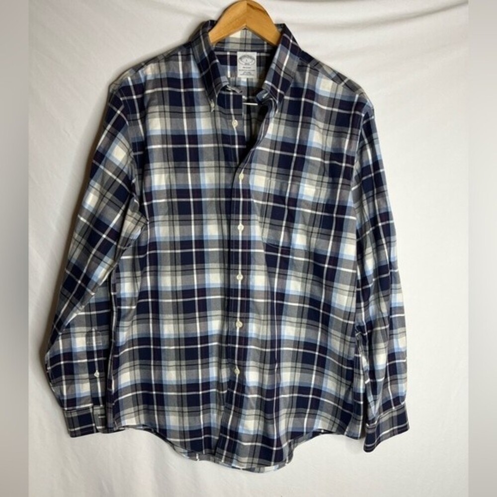 Brooks Brothers 1818 Regent Fit Sz L Blue White Plaid Pocket Shirt